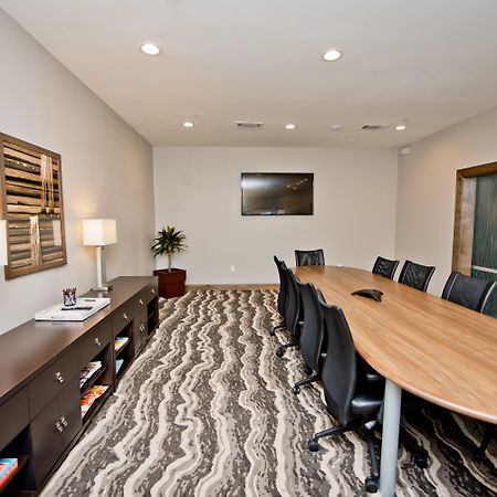 Staybridge Suites Houston - Humble Beltway 8 E By Ihg Exterior photo