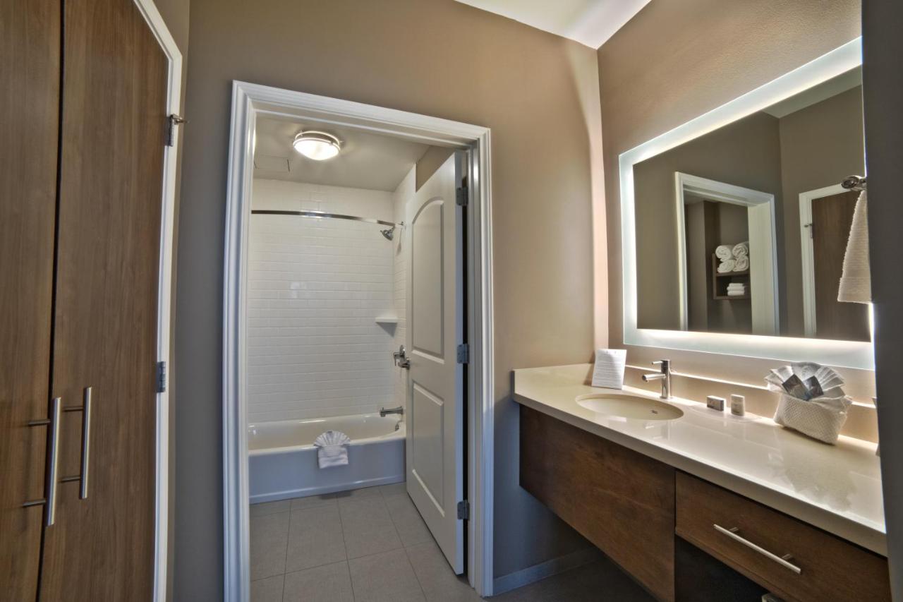Staybridge Suites Houston - Humble Beltway 8 E By Ihg Exterior photo
