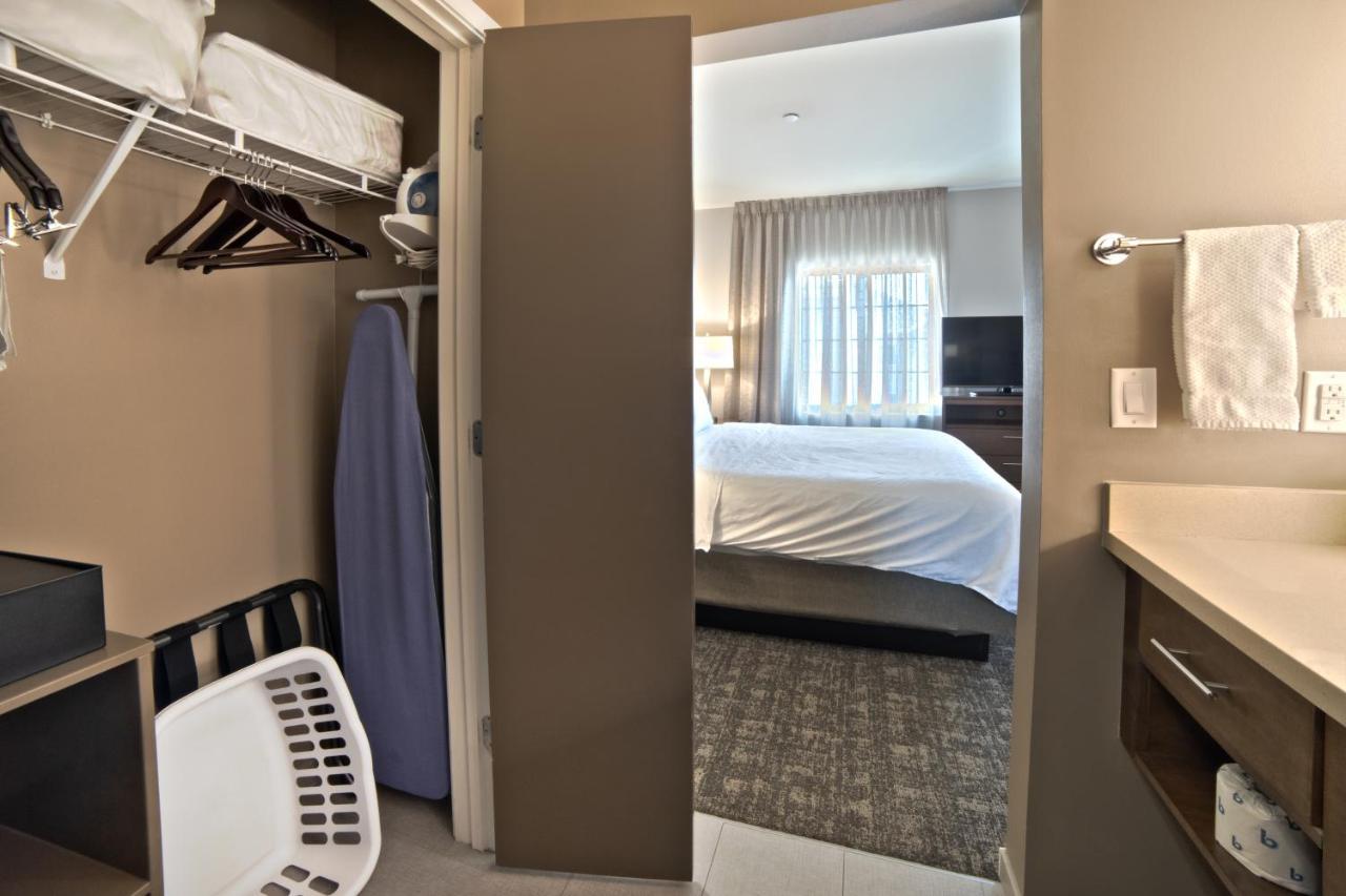 Staybridge Suites Houston - Humble Beltway 8 E By Ihg Exterior photo
